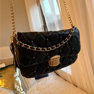 Elegant Black Quilted Chain Shoulder Bag